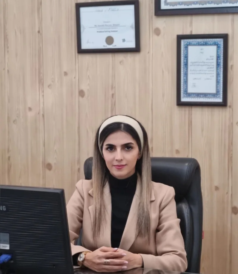 مریم موسوی مدیر دارالترجمه 1056 فراندویز